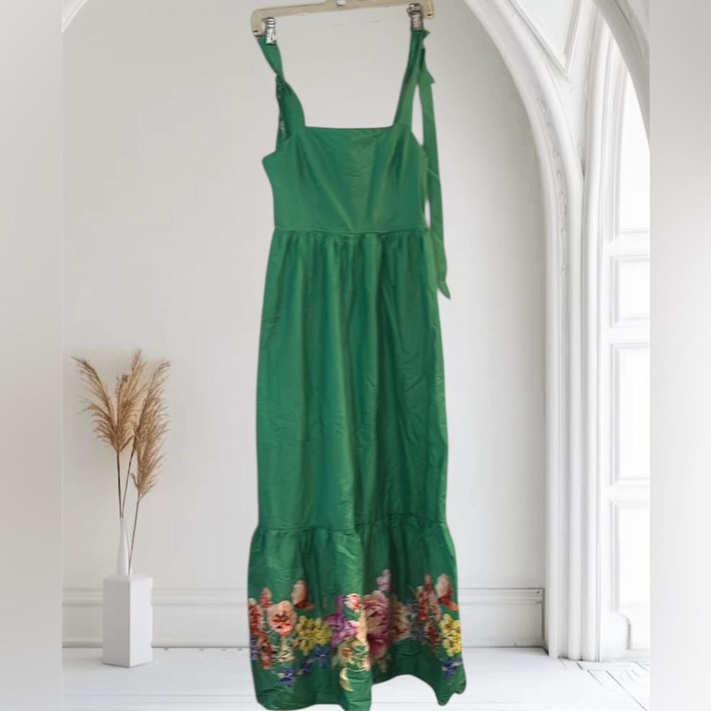 Bright green floral dress Express XS-see measurements